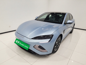 比亚迪 海豹 2022款 550km 标准续航后驱版精英型