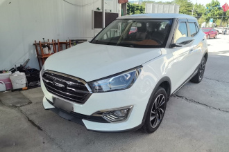 众泰T300 2017款 1.5L 手动豪华型