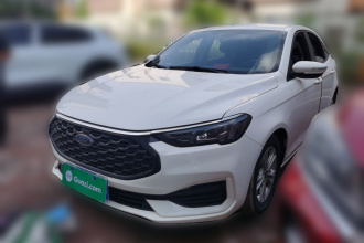 福特 福睿斯 2021款 1.5L 自动黄金版