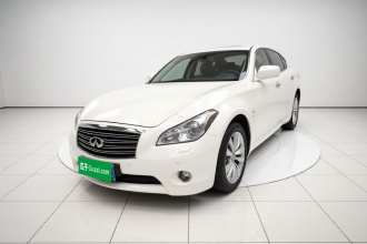 英菲尼迪Q70 2013款 Q70L 2.5L 雅致版