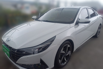 现代 伊兰特 2022款 1.5L CVT LUX尊贵版