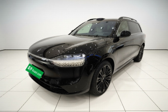 鸿蒙智行 问界M9 2024款 增程 Ultra版 42kWh 6座版