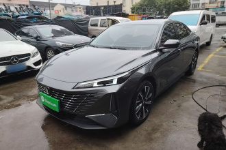 长安 逸动 2025款 蓝鲸 1.5T 500Bar尊贵型