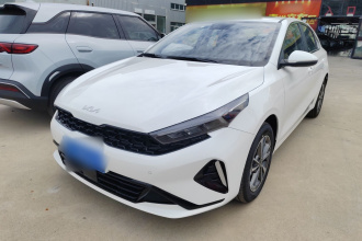 起亚K3 2024款 1.5L CVT舒适优享版