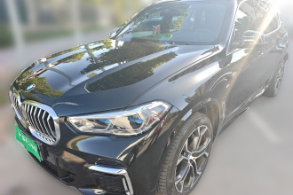 宝马X5 2022款 改款 xDrive 40Li M运动套装