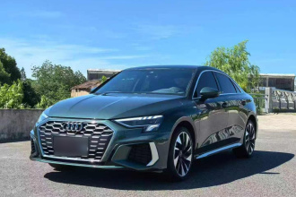 奥迪A3 2023款 A3L Limousine 35 TFSI 时尚运动型