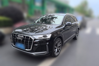 奥迪Q7 2022款 55 TFSI quattro S line运动型