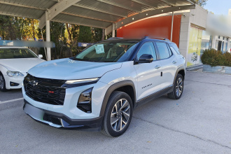 雪佛兰 探界者Plus 2024款 102km RS 至臻版