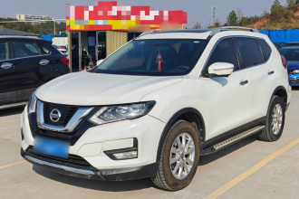 日产 奇骏 2017款 2.0L CVT舒适版 2WD