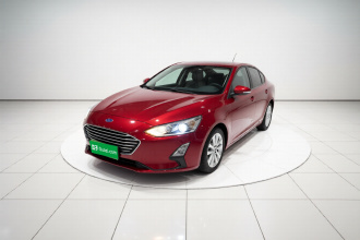 福特 福克斯 2019款 三厢 EcoBoost 180 自动锋潮型