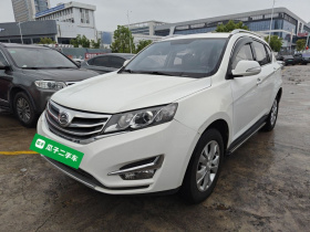 陆风X5 2016款 Plus 1.5T 手动创享版