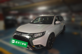 三菱 欧蓝德 2019款 2.0L 两驱畅享版 5座 国V