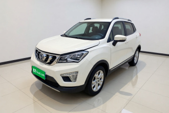 长安CS15 2016款 1.5L 自动时尚版
