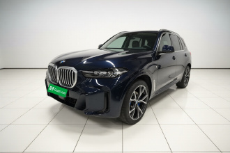 宝马X5 2023款 xDrive 30Li 尊享型M运动曜夜套装