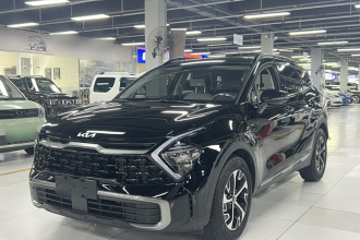 起亚 狮铂拓界 2023款 1.5T 两驱尊贵版