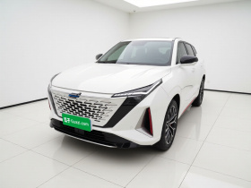 长安欧尚Z6 2023款 蓝鲸 1.5T DCT智领型城市版