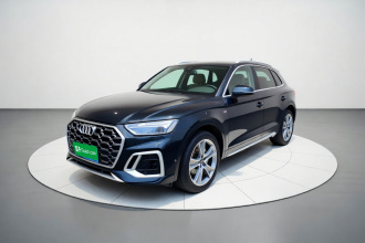 奥迪Q5L 2022款 改款 45T 豪华动感型