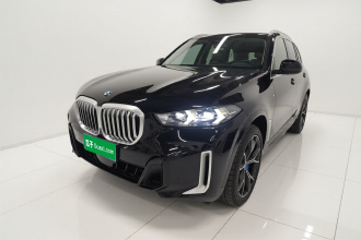 宝马X5 2023款 xDrive 30Li 尊享型M运动套装