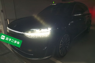鸿蒙智行 问界M9 2024款 增程 Ultra版 42kWh 6座版