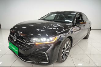 大众 帕萨特 2022款 330TSI 星空豪华版