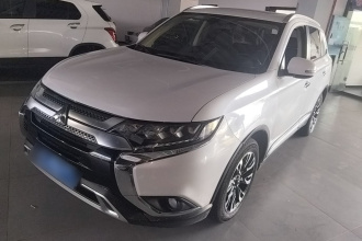 三菱 欧蓝德 2019款 2.4L 四驱致享版 5座 国V