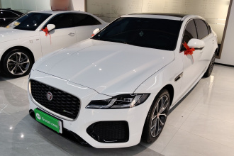 捷豹XFL 2022款 XFL 2.0T P250 两驱精英运动版