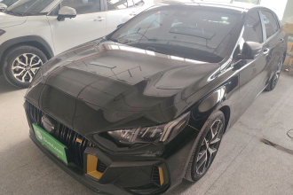 广汽传祺 影豹 2021款 270T DCT J16版