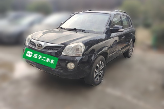 现代 途胜 2013款 2.0L 手动两驱时尚型