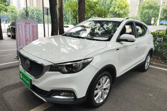 名爵ZS 2017款 1.5L 手动精英版