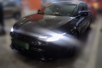 零跑汽车 零跑C01 2023款 增程 216 舒享版