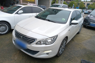 标致408 2015款 1.2T 自动豪华版