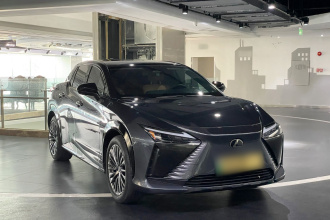 雷克萨斯RZ 2023款 450e 四驱纵领版