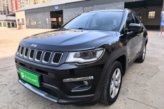 Jeep 指南者 2019款 220T 自动家享版