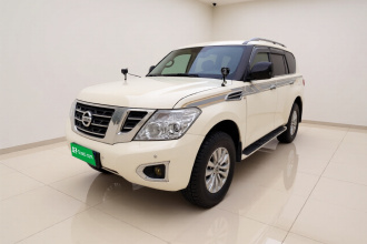 日产 途乐（平行进口）   4.0L 自动 7座 中东版