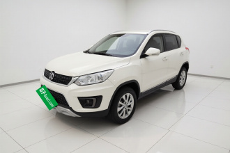 北京汽车 绅宝X35 2016款 1.5L 手动精英版