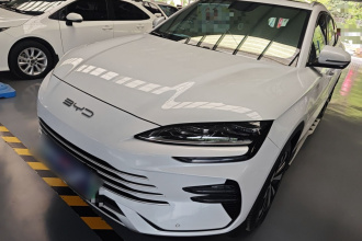 比亚迪 宋PLUS新能源 2024款 荣耀版 DM-i 110km 旗舰型