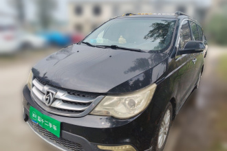 宝骏730 2014款 1.5L 手动标准型 5座