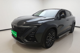 长安UNI-T 2022款 1.5T 尊贵型