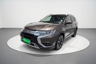 三菱 欧蓝德 2019款 2.4L 四驱致尊版 7座 国V