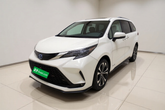 丰田 格瑞维亚 2022款 2.5L混动 尊贵版