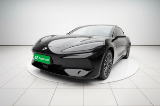 腾势Z9 2024款 1100km 四驱Ultra版