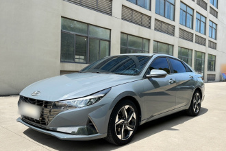 现代 伊兰特 2021款 240TGDi DCT LUX尊贵版