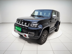 北京越野 北京BJ40 2023款 2.0T 自动四驱城市猎人版侠客型