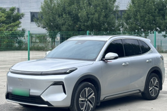 吉利银河 银河星舰7 EM-i 2025款 120km 探索+版