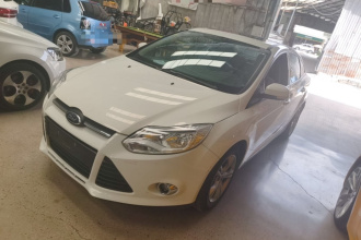 福特 福克斯 2012款 三厢 1.6L 手动风尚型