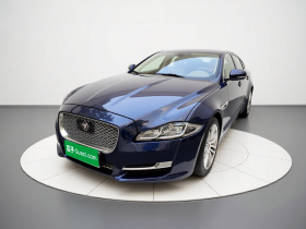 捷豹XJ 2018款 XJL 3.0 SC 两驱典雅商务版