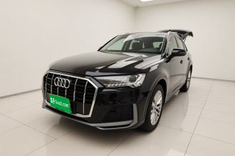 奥迪Q7 2021款 45 TFSI quattro S line运动型