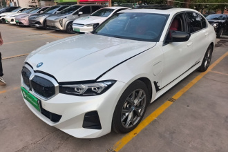 宝马i3 2024款 eDrive 35 L