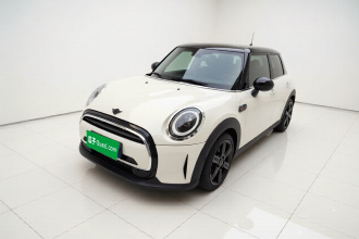 MINI 2023款 改款 1.5T COOPER 艺术家 五门版