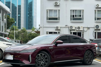 奇瑞风云 风云A9L 2025款 260超长续航尊贵版